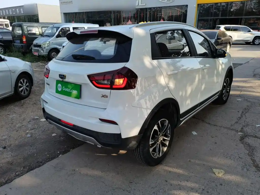 Vision X3 远景X3 2019款 升级版 1.5 L 手动精英型