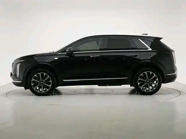 Cadillac XT5 2.0 T Metropolis