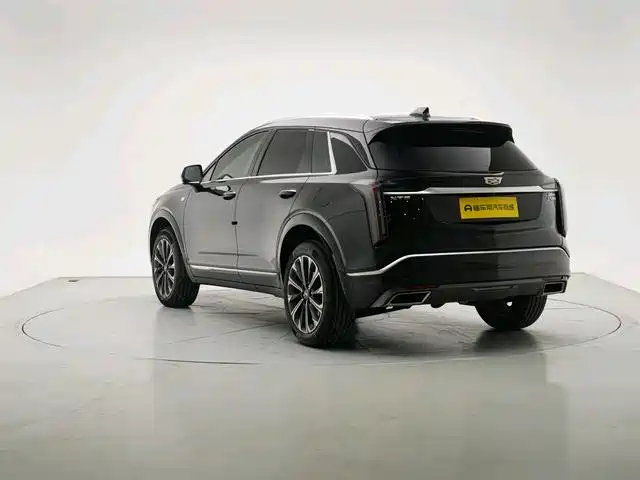 Cadillac XT5 2.0 T Metropolis