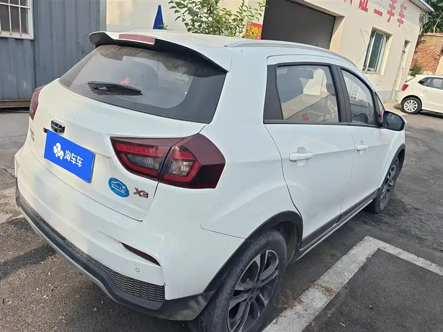 Vision X3 远景X3 2019款 升级版 1.5 L 手动精英型