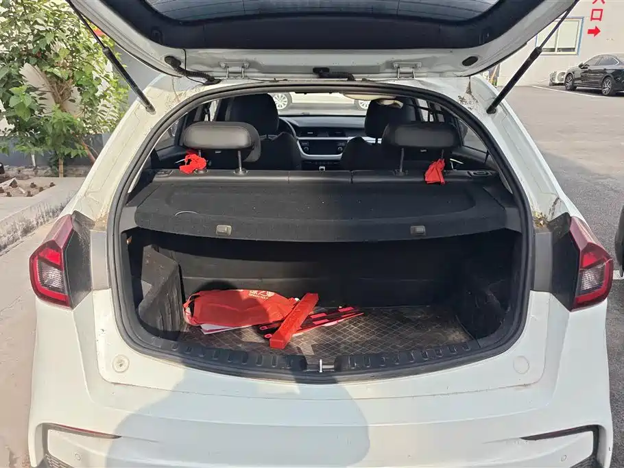 Vision X3 远景X3 2019款 升级版 1.5 L 手动精英型