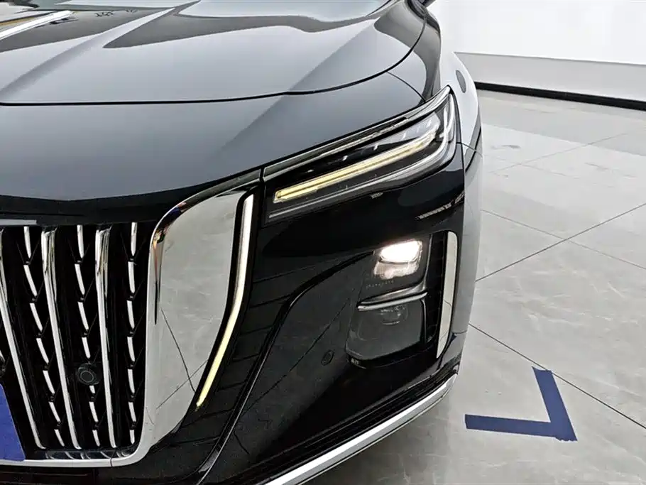 Hongqi H5 2.0 T Auto Connected Flagship