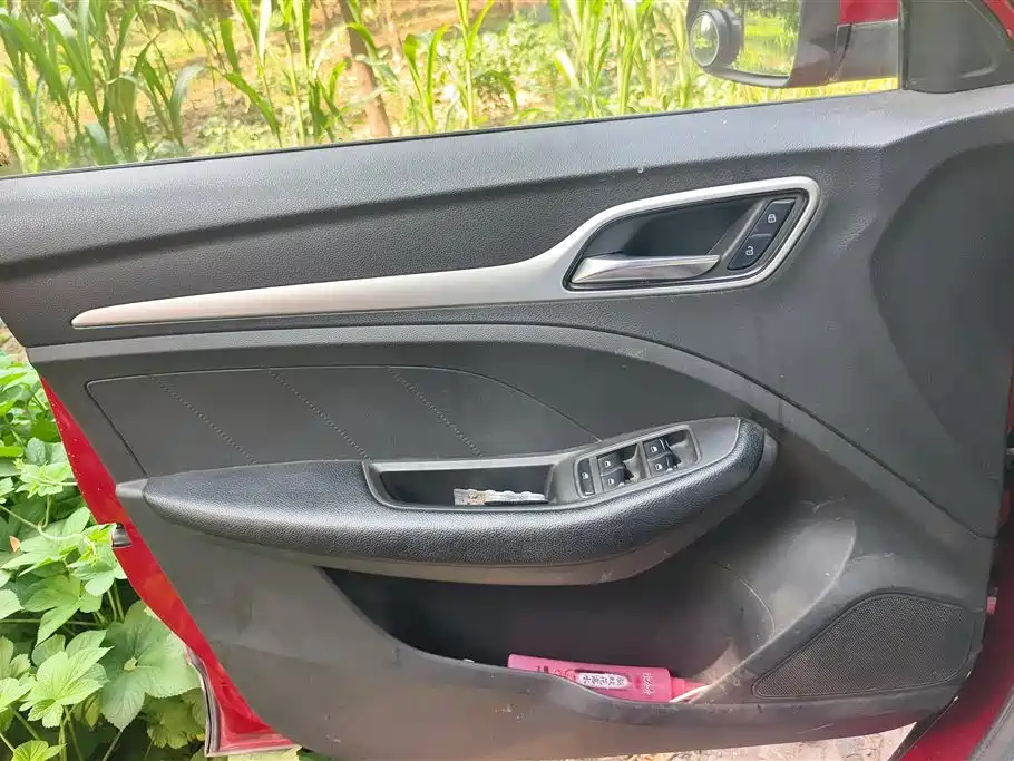 MG ZS 名爵ZS 2017款 1.5 L 手动舒适版