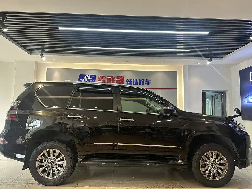 Lexus GX 460