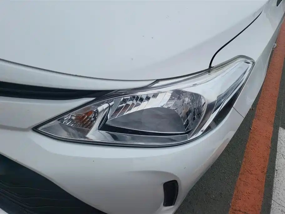Vios 1.5 L CVT Creation