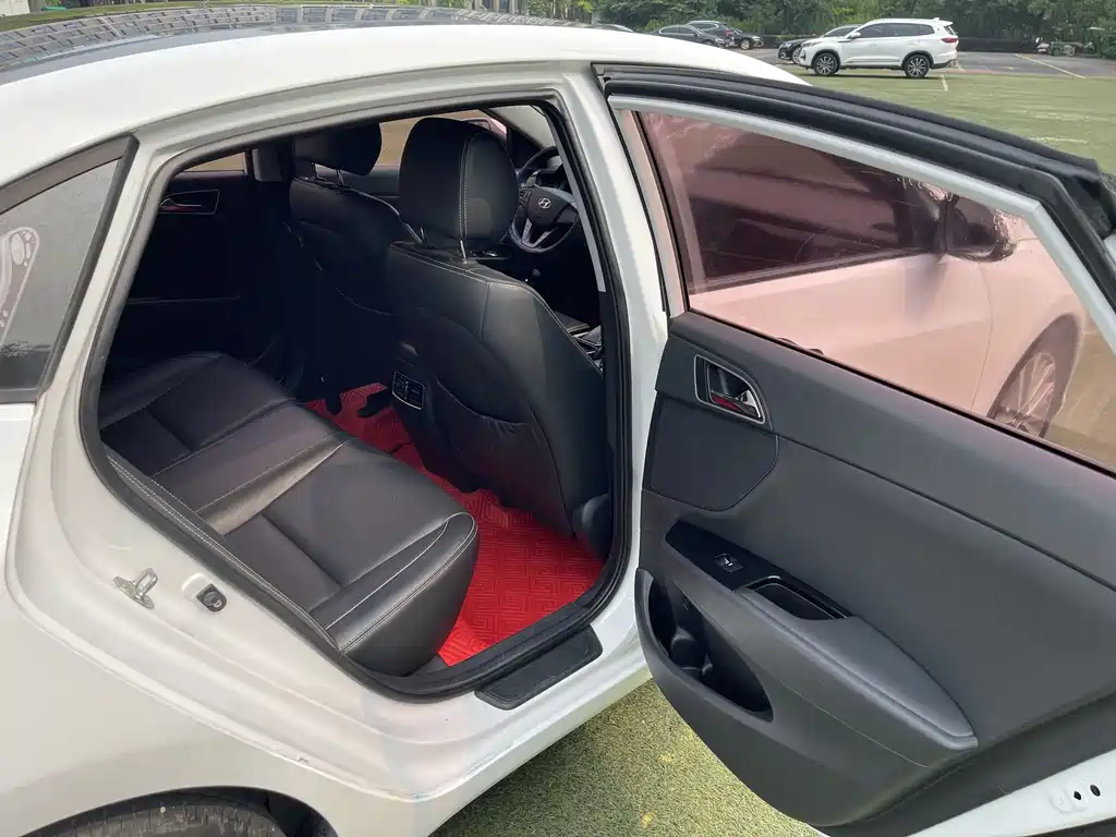 Mistra 1.6 T Auto Intelligent GLS CN-V