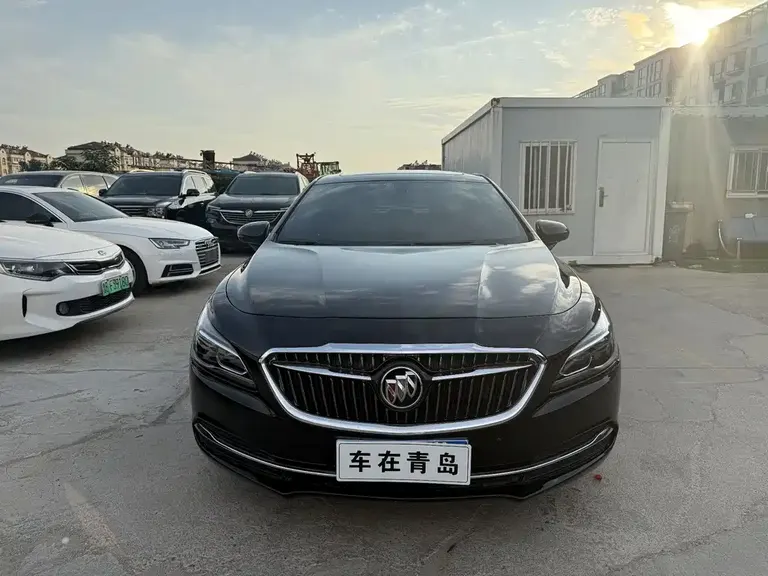 Buick LaCrosse 28 T Elite