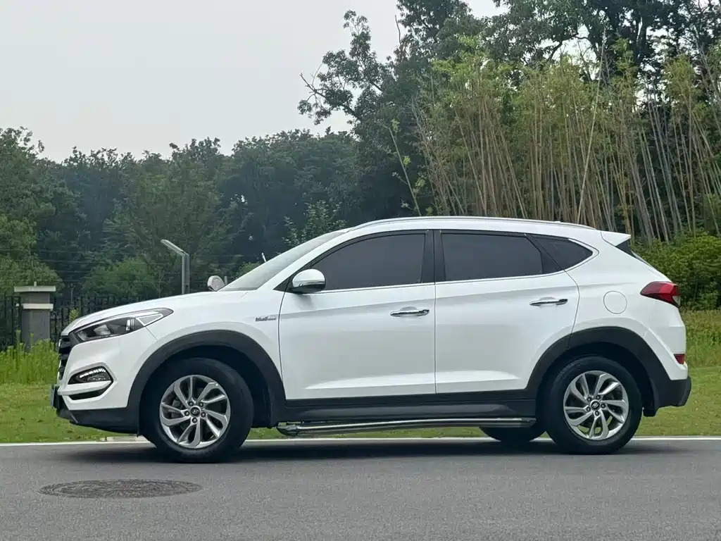Tucson 1.6 T DCT 2 WD Intelligent