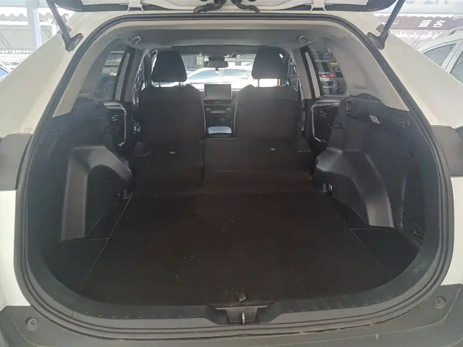 RAV4 2.0 L CVT 2 WD Style