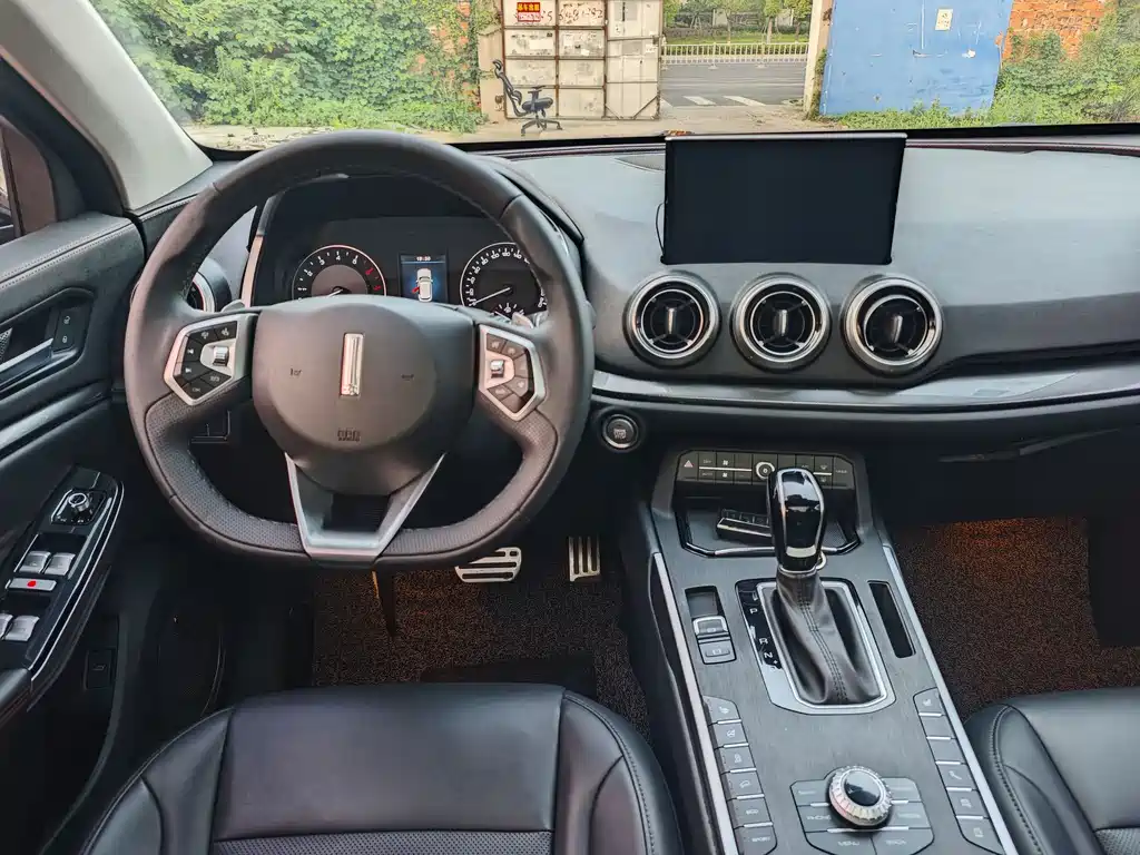WEY VV5 2.0 T Super Luxury