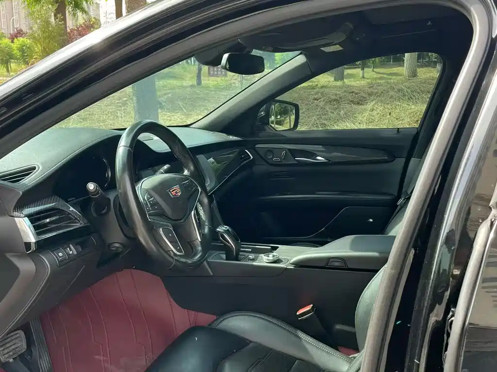 Cadillac CT6 28 T Leading Sport