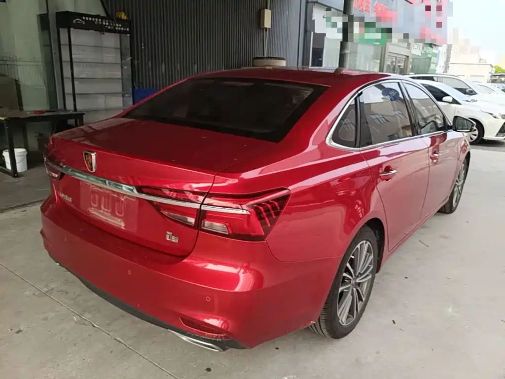 Roewe i6 Classic PLUS 1.6 L CVT 4 G Connected Glory Flagship