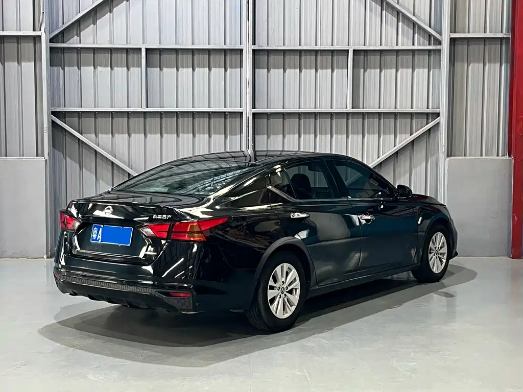 Teana 2.0 L XL Comfort