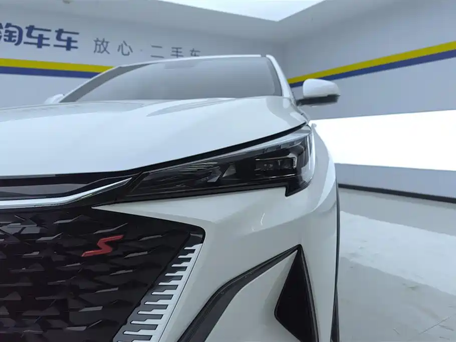 Changan X5 PLUS 1.5 T DCT Pioneer