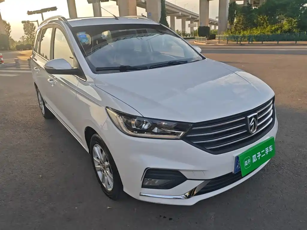 Baojun 360 宝骏360 2019款 1.5 L 手动精英型 国VI