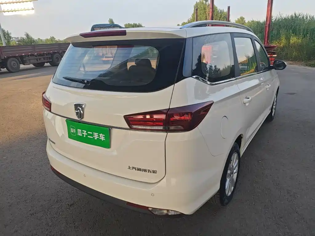 Baojun 360 宝骏360 2019款 1.5 L 手动精英型 国VI