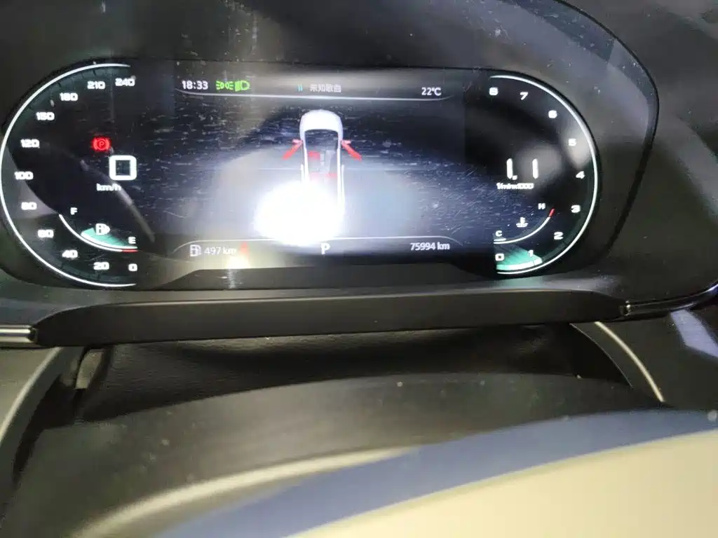 Roewe iMAX8 400 TGI Supreme Series Honored
