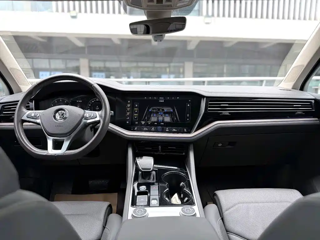 Touareg 2.0 TSI Sharp Wing CN-VI
