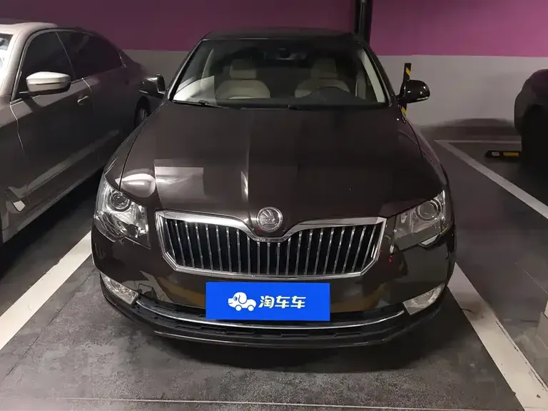 Skoda Superb 1.8 TSI Auto Elegant