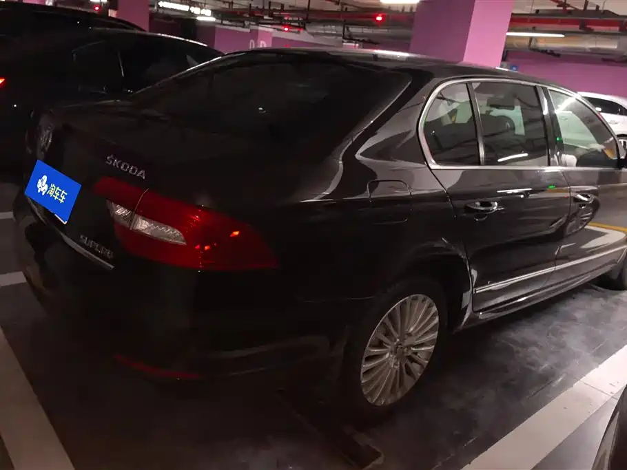Superb 1.8 TSI Auto Elegant