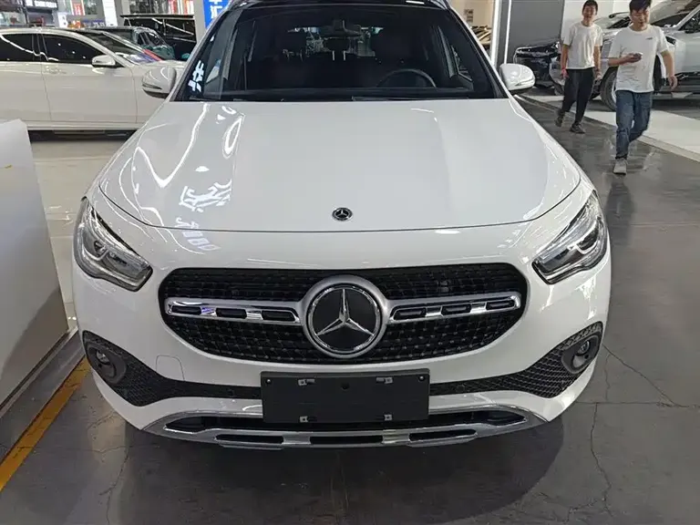 Mercedes-Benz GLA GLA 200