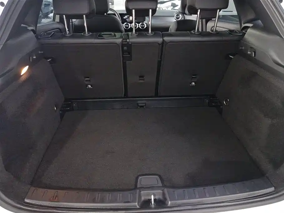 Mercedes-Benz GLA GLA 200