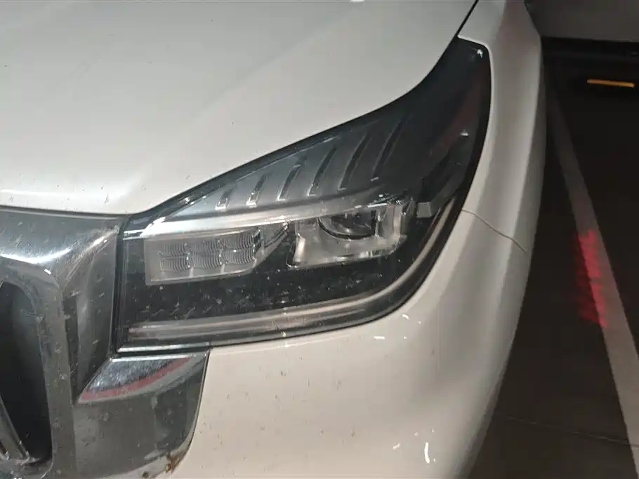 Haval H9 2.0 T Gasoline 4 WD Premium 5-seat