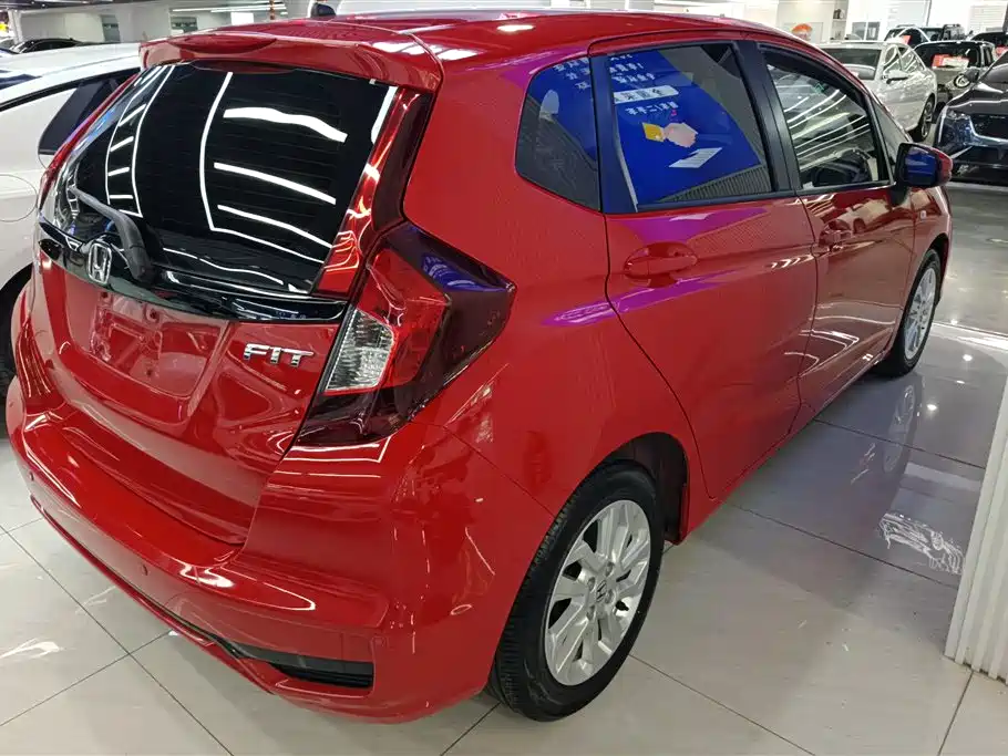 Fit 1.5 L CVT Comfort Sunroof