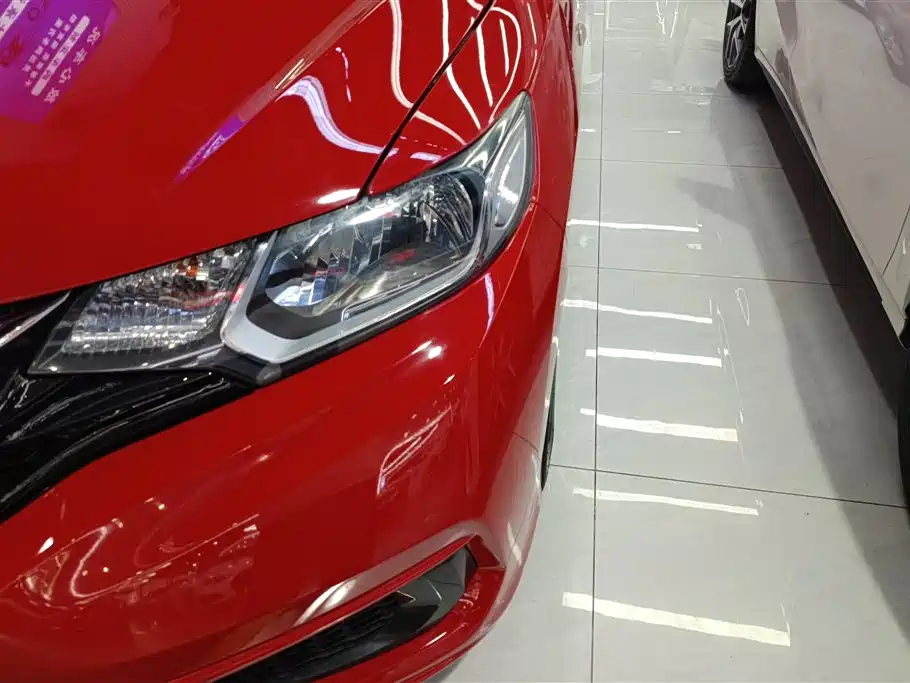 Fit 1.5 L CVT Comfort Sunroof