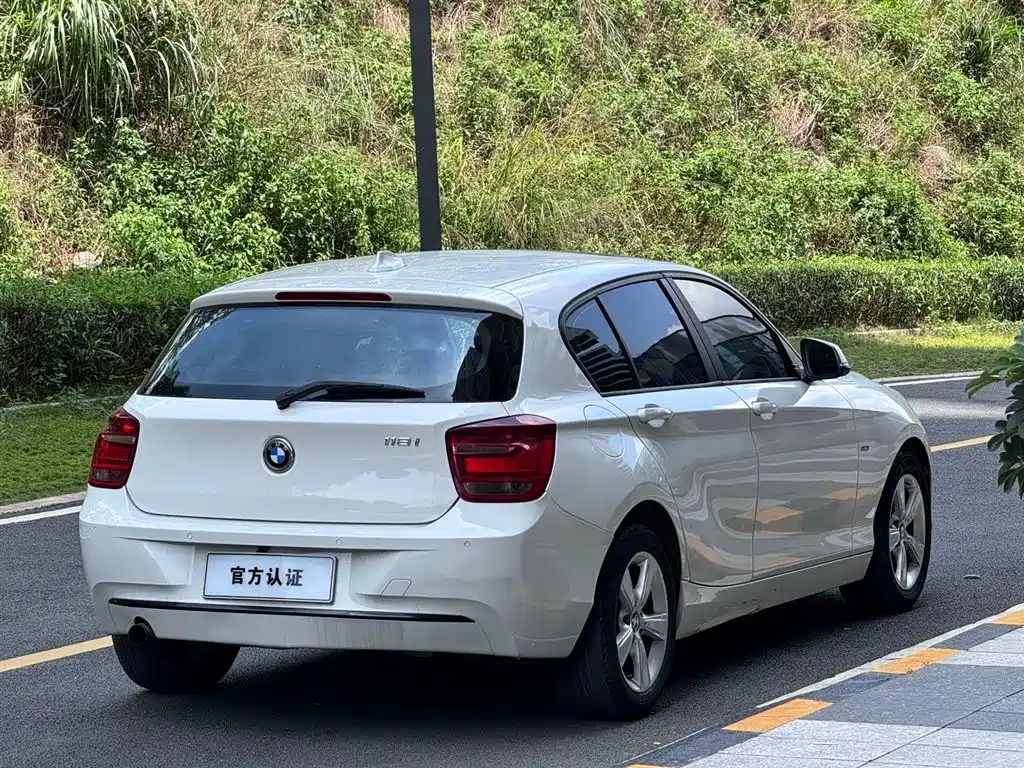 BMW 1 Series (Import) Facelift 118 i Sport