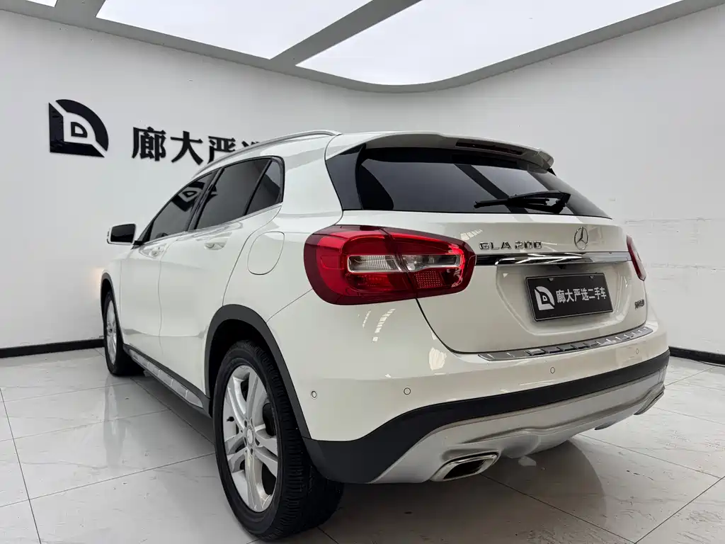 Mercedes-Benz GLA GLA 200 Dynamic