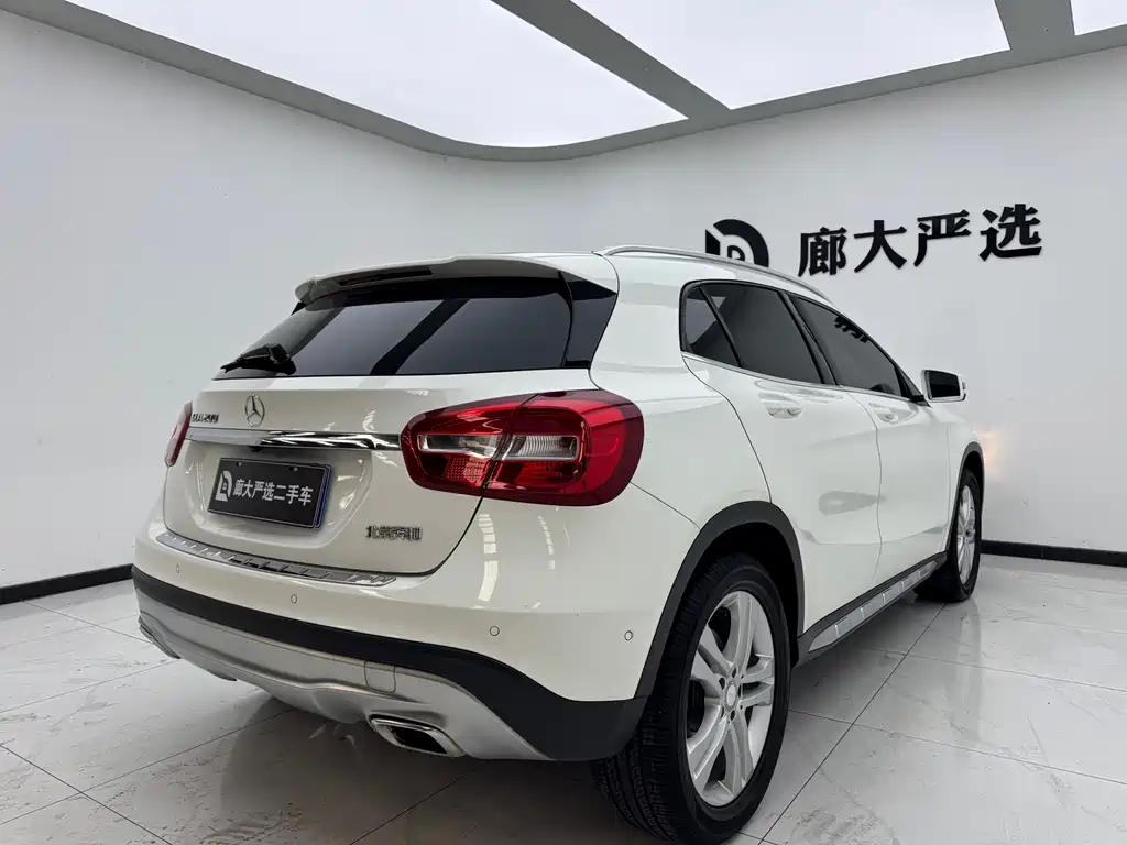 Mercedes-Benz GLA GLA 200 Dynamic