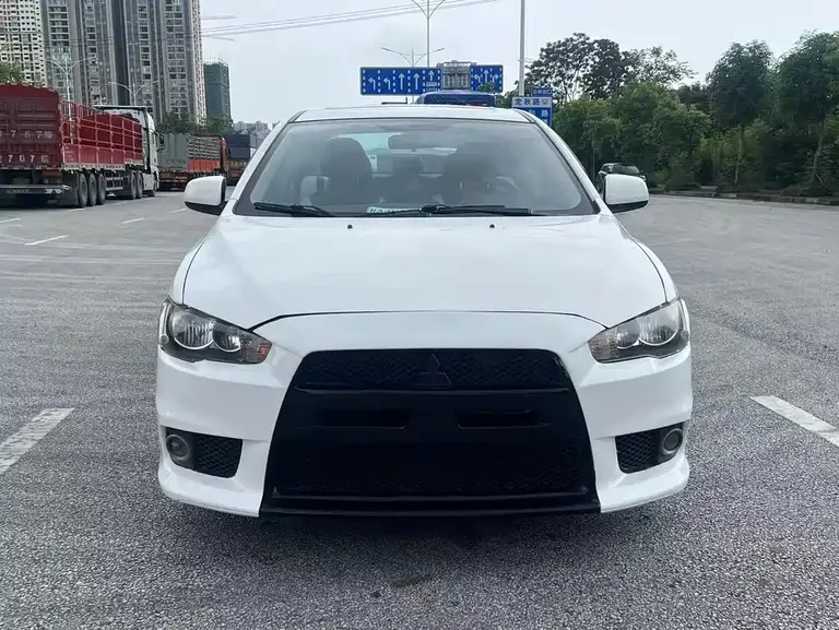 Mitsubishi Lancer EX Zhishang 1.8 L CVT Luxury