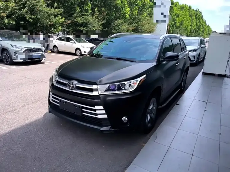 Toyota Highlander 2.0 T 4 WD Luxury 7-seat CN-VI
