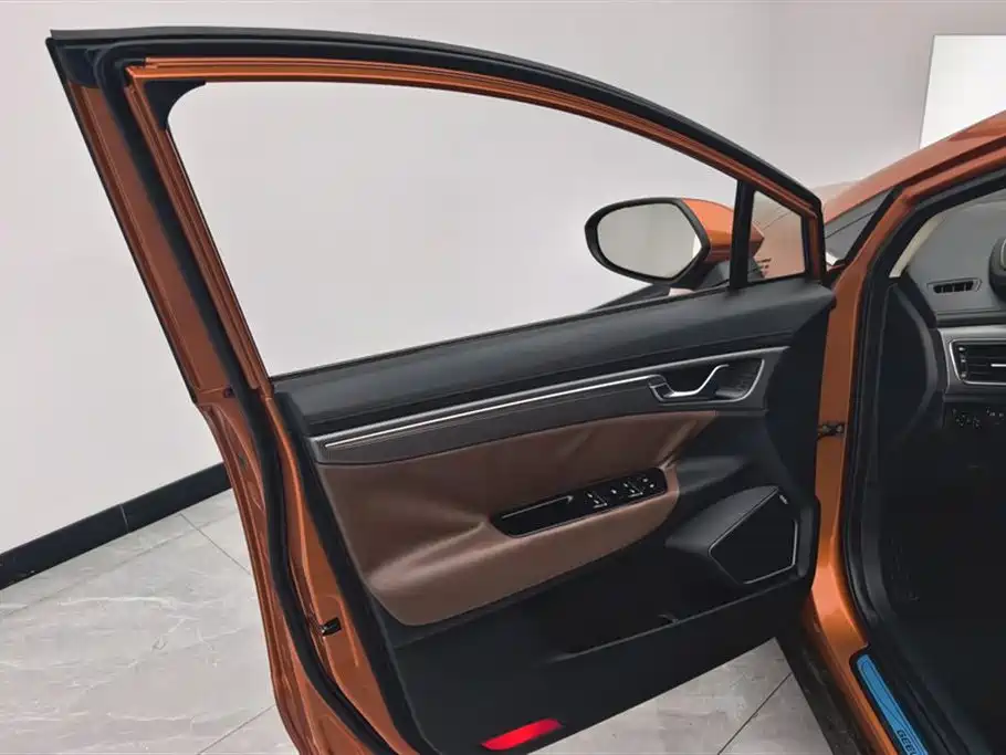 Emgrand GS Grace 1.3 T Auto Premium Style