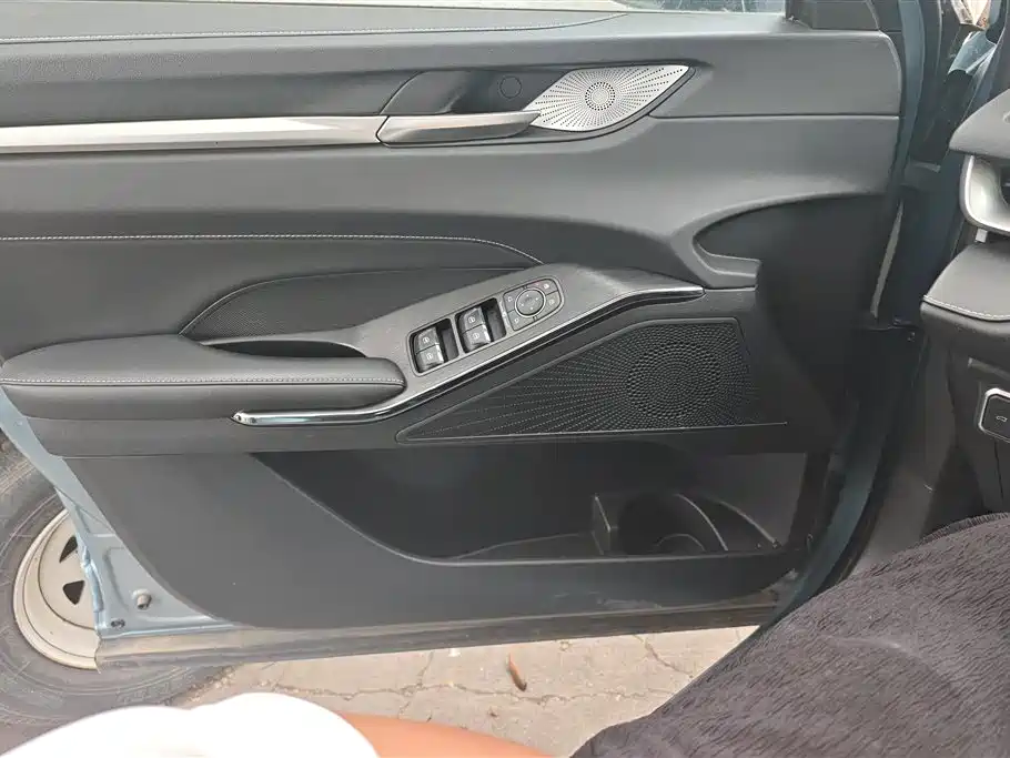 Haval H6 3 rd Gen 1.5 T DHT