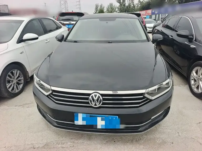 Volkswagen Magotan 280 TSI DSG Leading