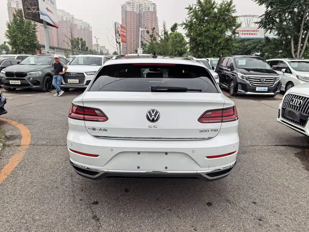 VW CC Shooting Brake 380 TSI Heart Hunter