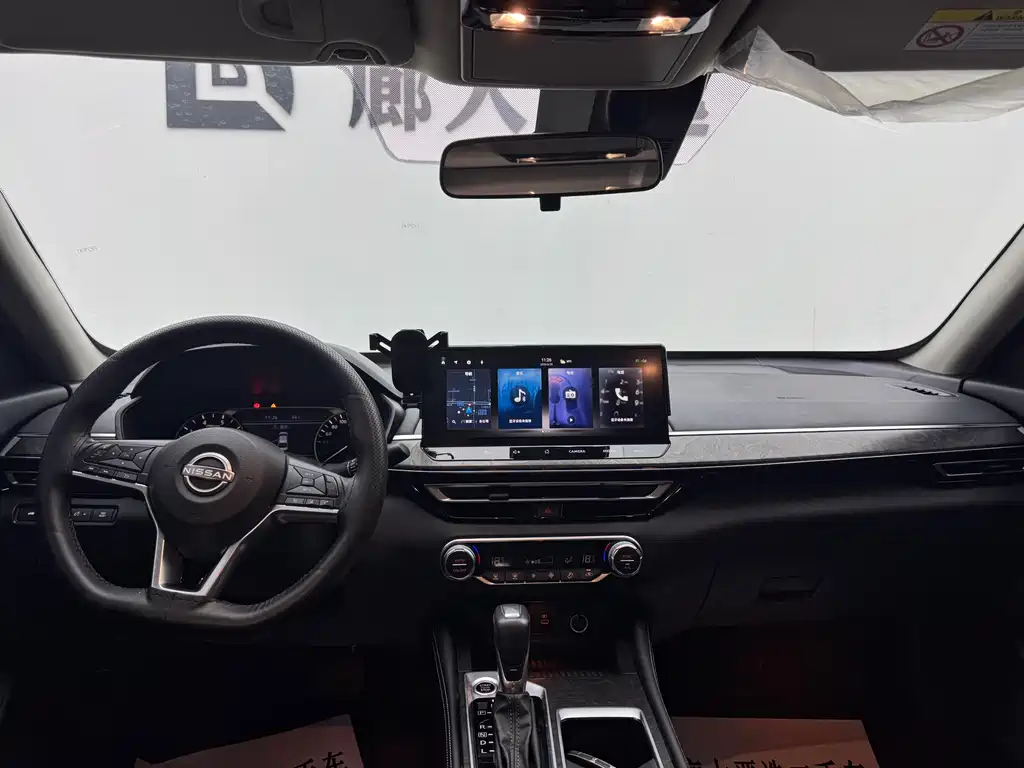 Teana 2.0 L XL-TLS Joy