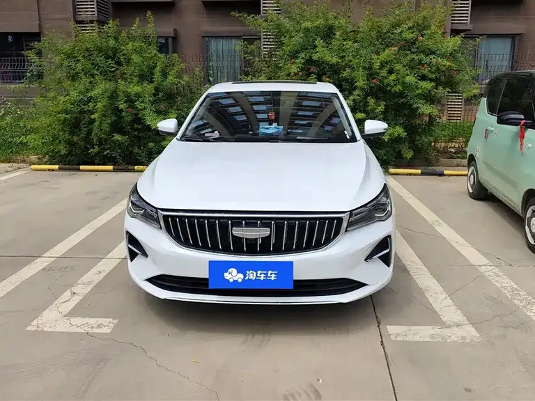 Geely Emgrand 4 th Gen 1.5 L CVT Distinguished