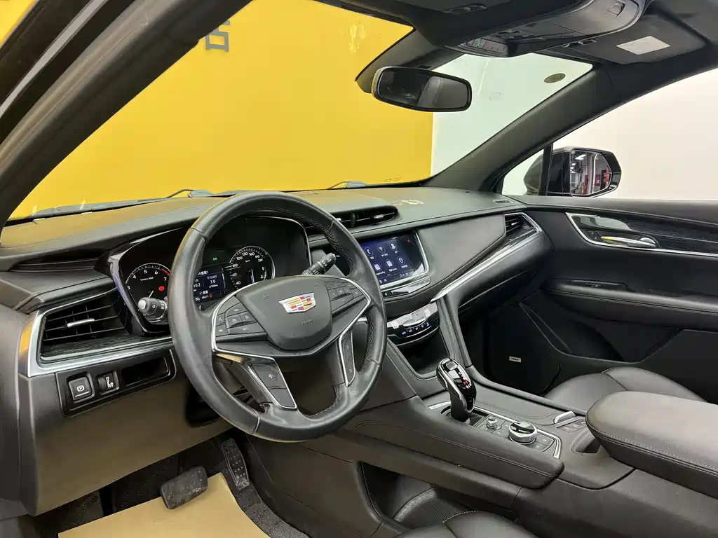 Cadillac XT5 28 T Luxury