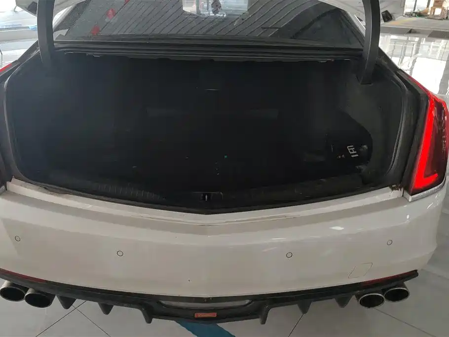 Cadillac CT6 28 T Luxury