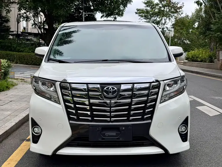Toyota Alphard 3.5 L Luxury