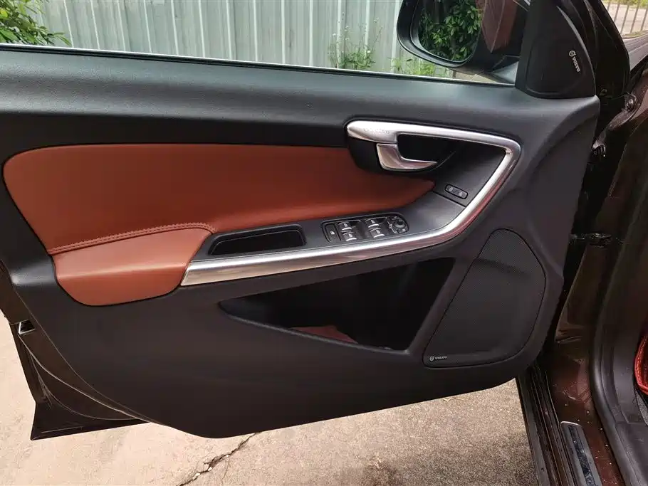 Volvo S60 S60 L T5 Smart Control
