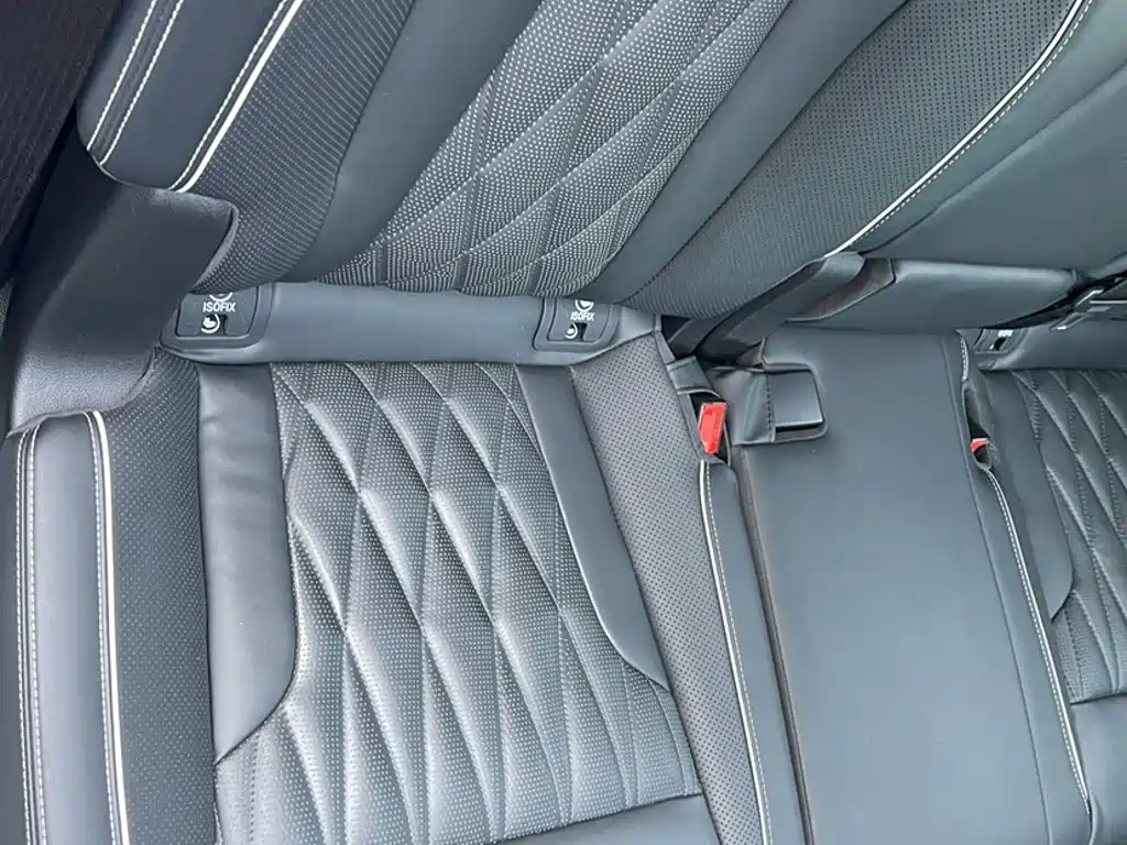 GAC Trumpchi GS8 Navigator Series 2.0 TGDI 2 WD Luxury Connected (7-seat)