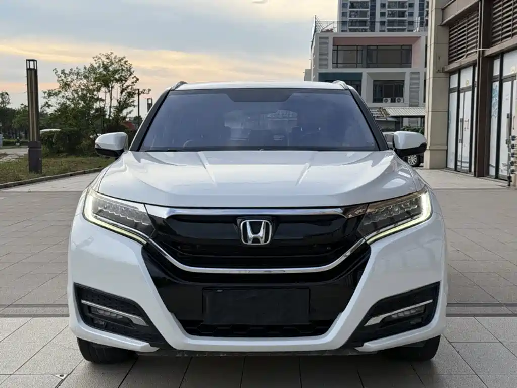 Honda UR-V 370 TURBO 2 WD Distinguished CN-V