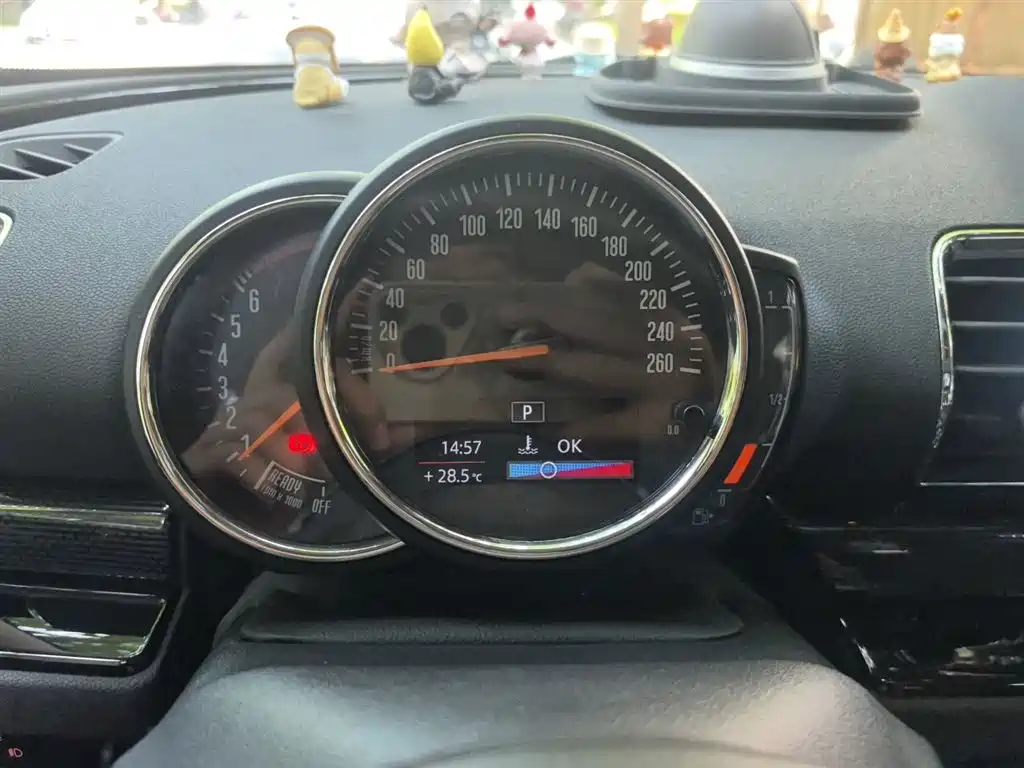 MINI CLUBMAN MINI CLUBMAN 2019款 2.0 T COOPER S 登月版