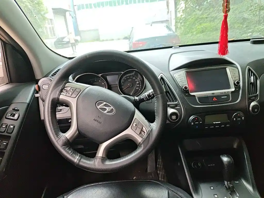 Hyundai ix35 2.0 L Auto 2 WD Intelligent GLS CN-IV
