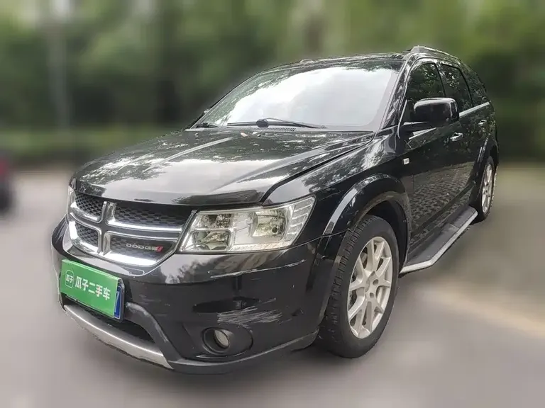 Dodge Journey 2.4 L 2 WD Premium Style