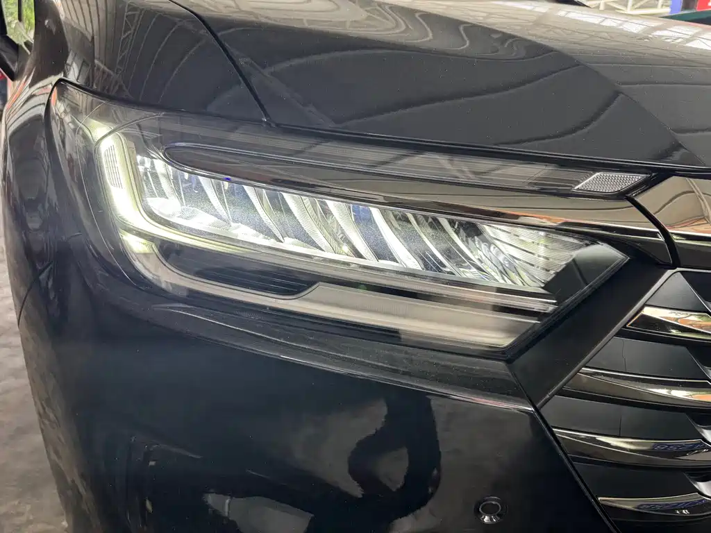 Odyssey 2.0 L e:HEV Sharp· Shine Enjoyment